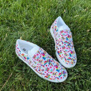 Otomi Women's Slip-On Canvas Shoes Women's Size 7